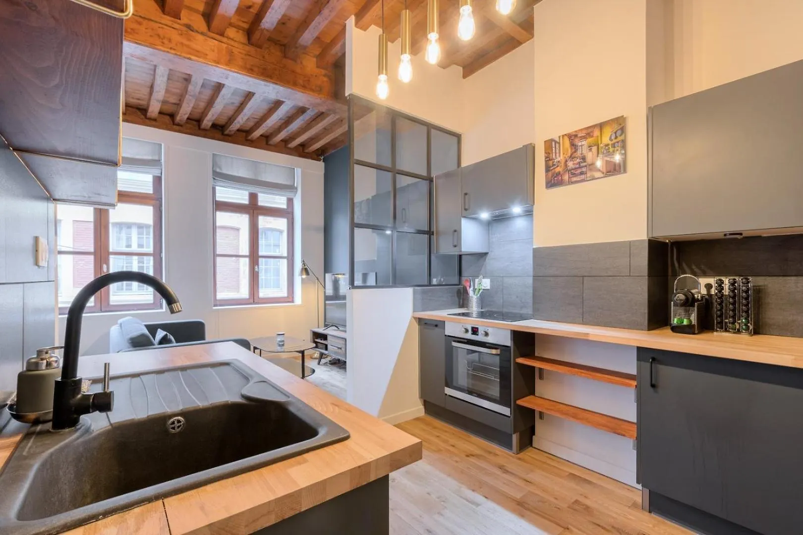 Old Lille Apartment With Cachet Parking